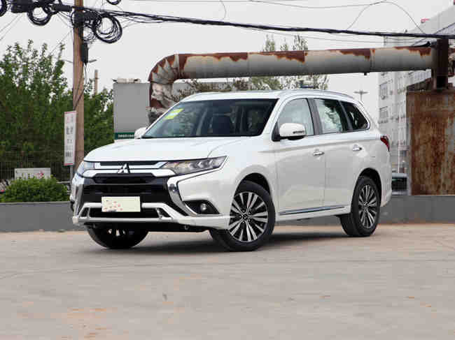三菱欧蓝德2021落地价明细 畅行版以及全款落地价格