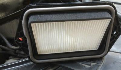 奥迪q3的空调滤芯在什么地方 空调滤芯在哪里(手套箱后面)