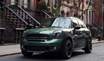 mini countryman加满油能跑多少公里 mini countryman油箱多少升（油箱容积61L）