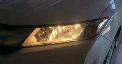 汽车雾灯灯泡有哪些 LED灯亮度更高穿透力更强(中高端车都在用)