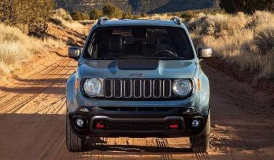 jeep小型suv自由侠价格 2021款自由侠落地价14万(动力媲美1.5T发动机)