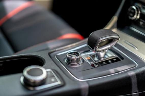 宝马6系gt内饰改装图片（宝马6系gt改装图片）