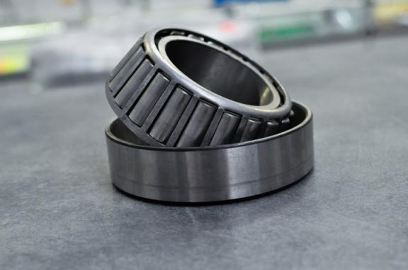 汽车离合器分离轴承更换多少钱(离合器的分离轴承更换价格)