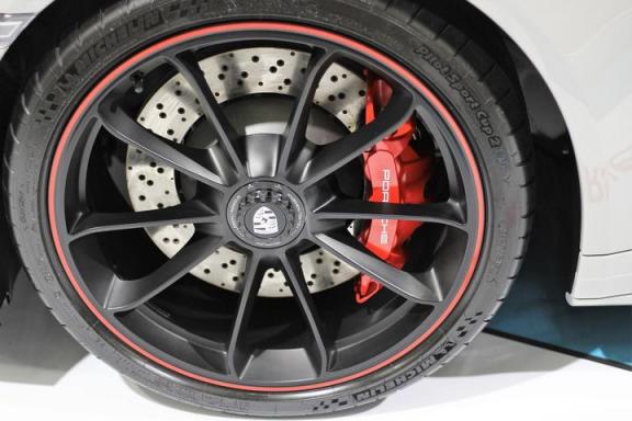 汽车制动系统的组成及原理（汽车制动系统的组成及工作原理）