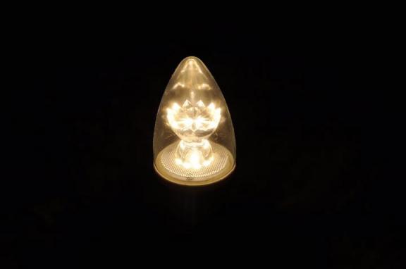 led车灯和氙气大灯哪个更亮？