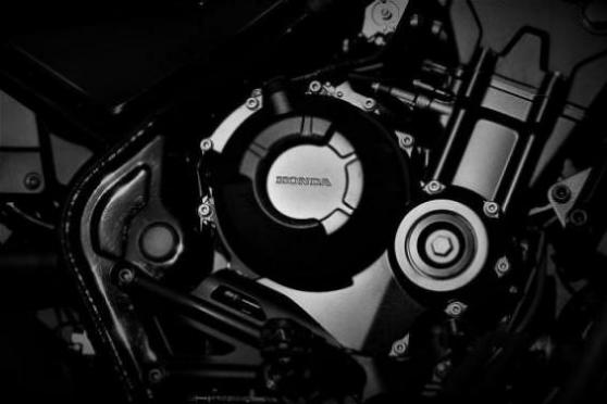 本田雅阁8代空调滤芯在哪里（本田八代雅阁汽油滤芯在哪）