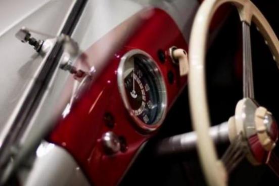 13款宝骏630红色是什么红？