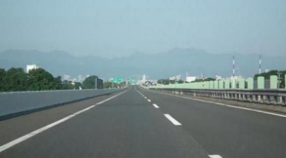 今天雅安高速封路原因（雅安高速封闭了吗）