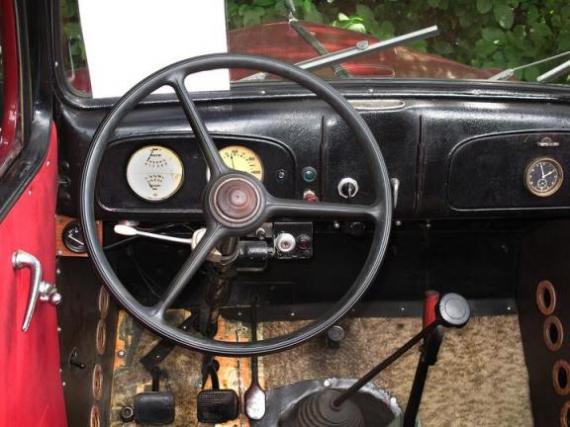 起亚rio是什么车（rio是什么车型）