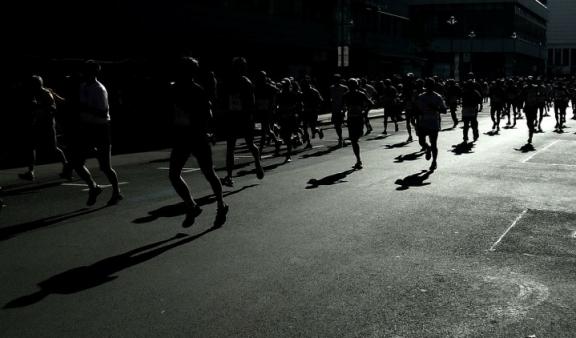 盘点国内著名的越野跑赛事(十大越野跑赛事)