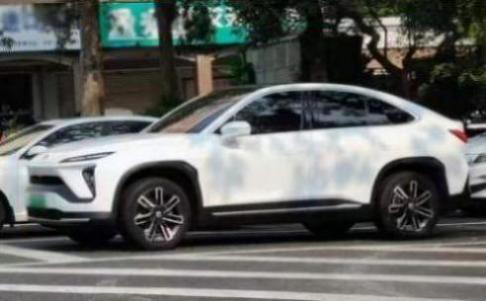 自动驾驶摄像头,它如何称王?