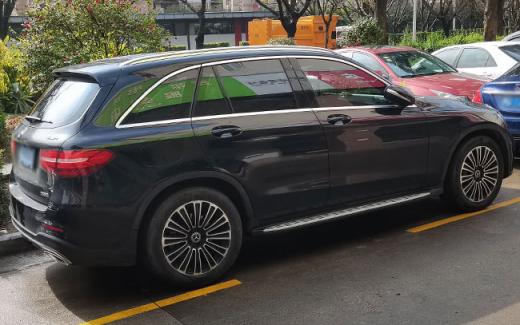 奔驰gls450加95还是98(奔驰GLS450:汽油品质选择)